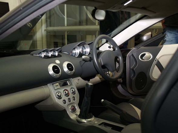 Ascari A10 black