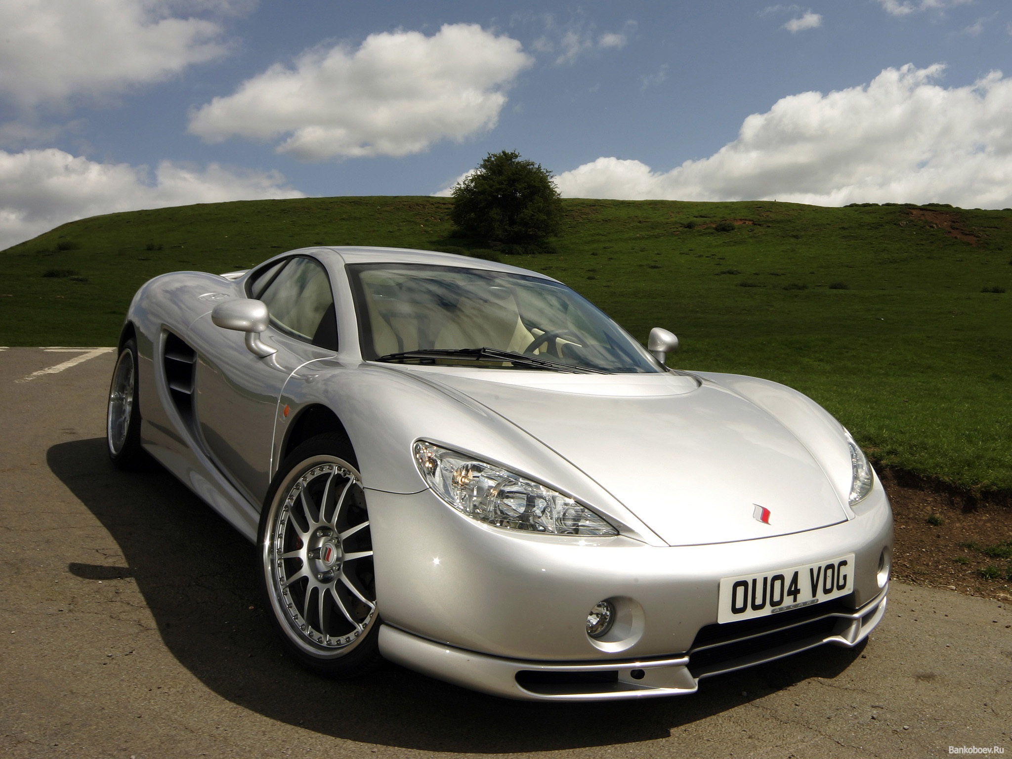 Ascari KZ1-R