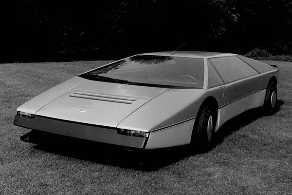 Aston Martin Bulldog