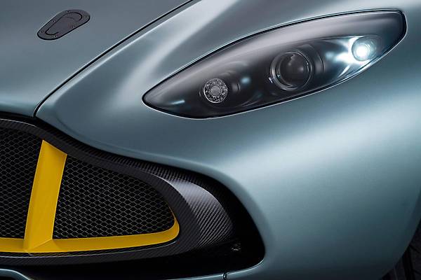 Aston Martin CC100 Speedster Concept