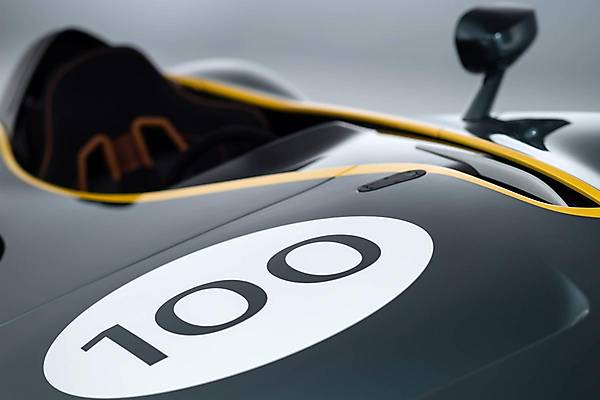 Aston Martin CC100 Speedster Concept
