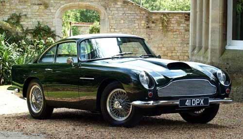 Aston Martin DB4