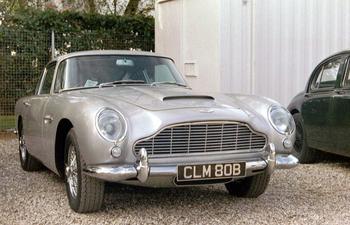 Aston Martin DB5