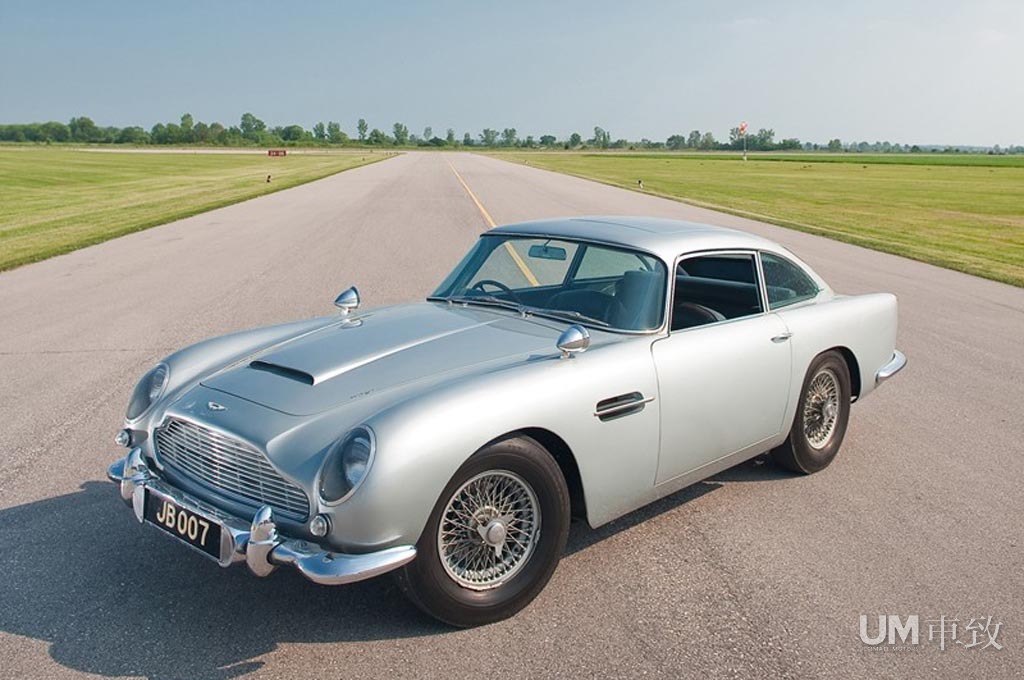 Aston Martin DB5 V12