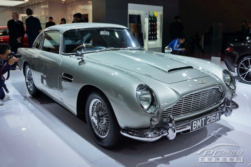 Aston Martin DB5 Vanquish
