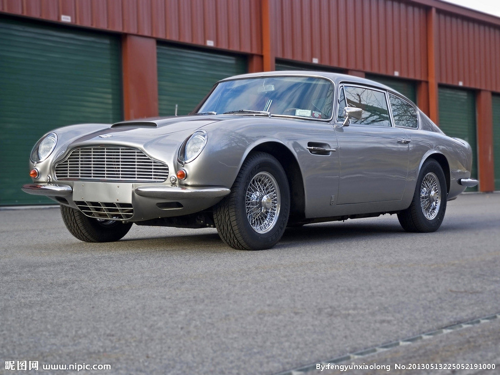 Aston Martin DB6 Volante