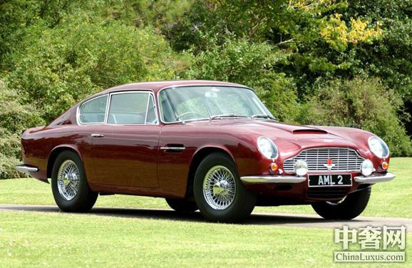 Aston Martin DB6 Volante