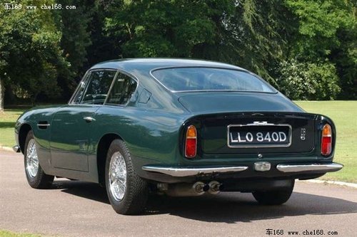 Aston Martin DB6 Volante