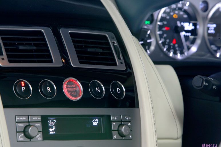 Aston Martin DB9 Volante