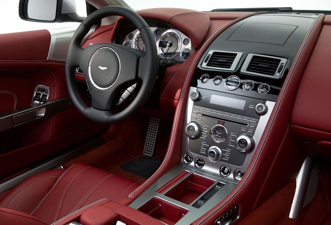Aston Martin DB9