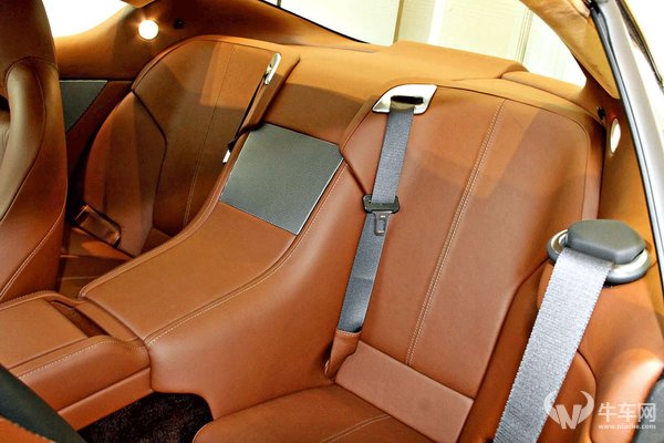 Aston Martin DB9 2014