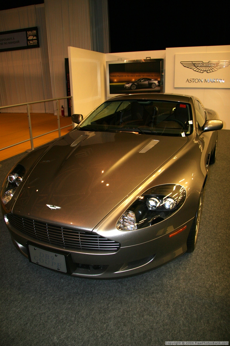 Aston Martin DB9