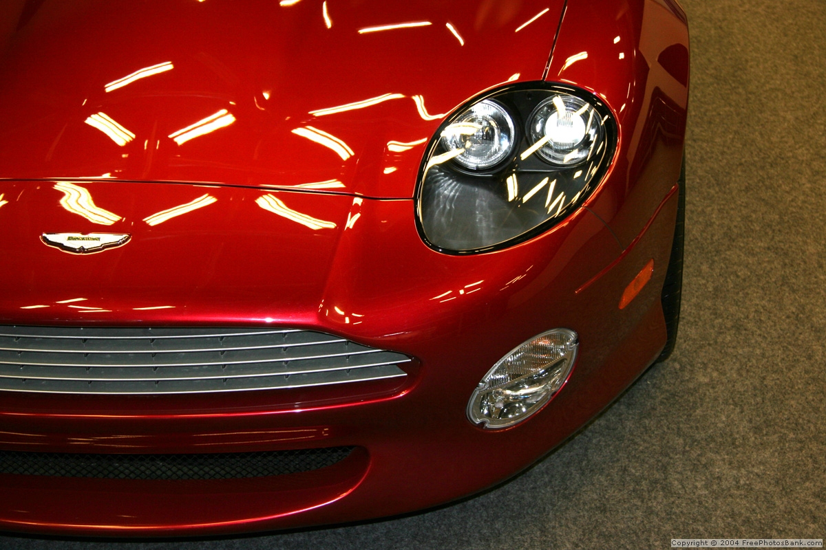 Aston Martin DB9