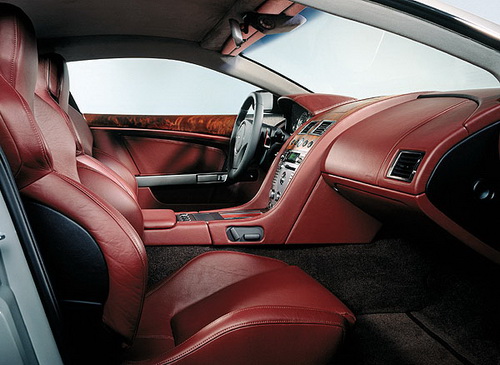 Aston Martin DB9