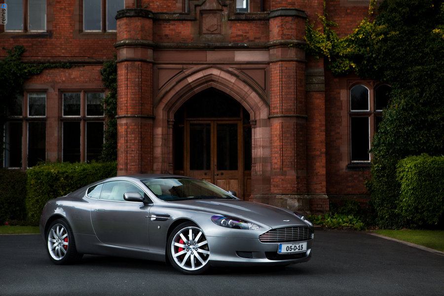 Aston Martin DB9 Carbon Edition