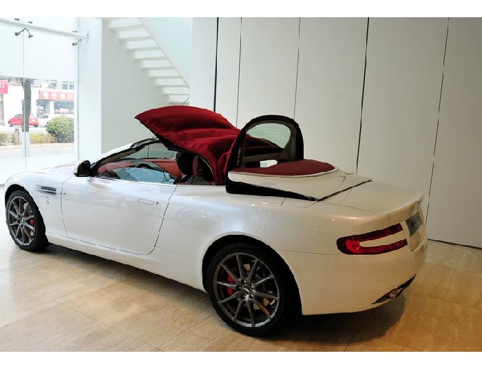 Aston Martin DB9 Convertible