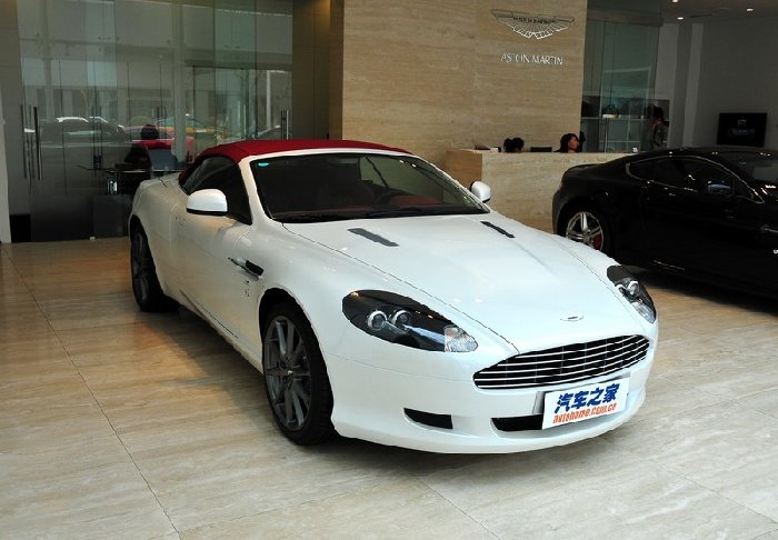 Aston Martin DB9 Convertible
