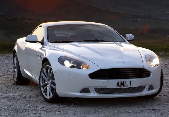 Aston Martin DB9 Sport
