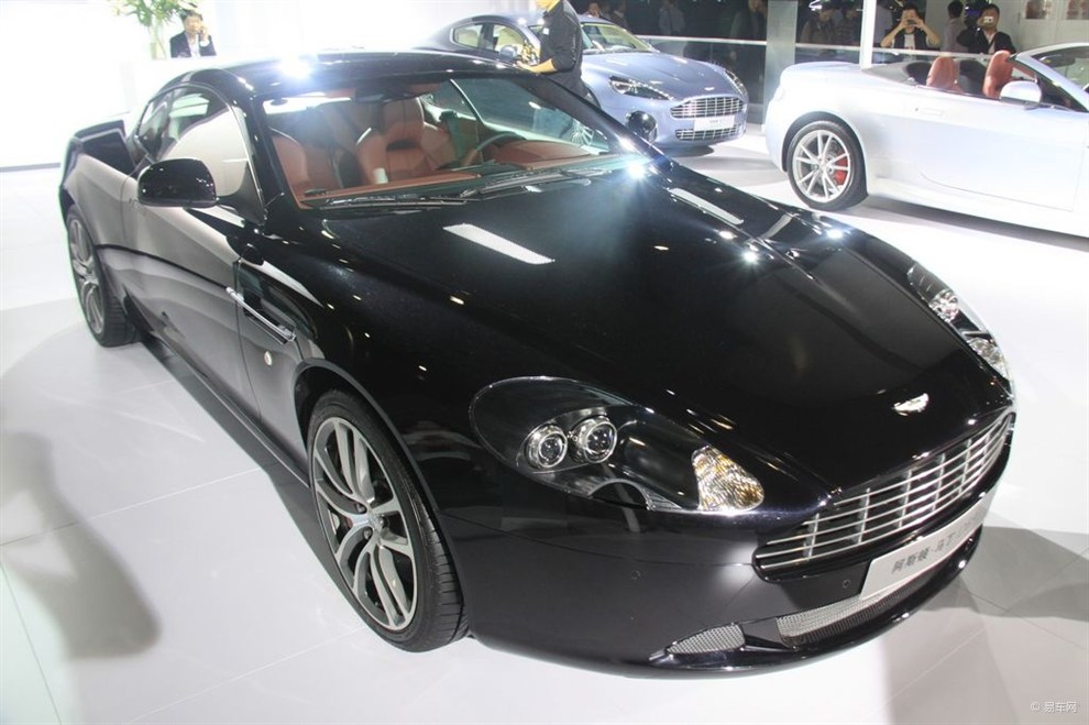 Aston Martin DB9 Vanquish