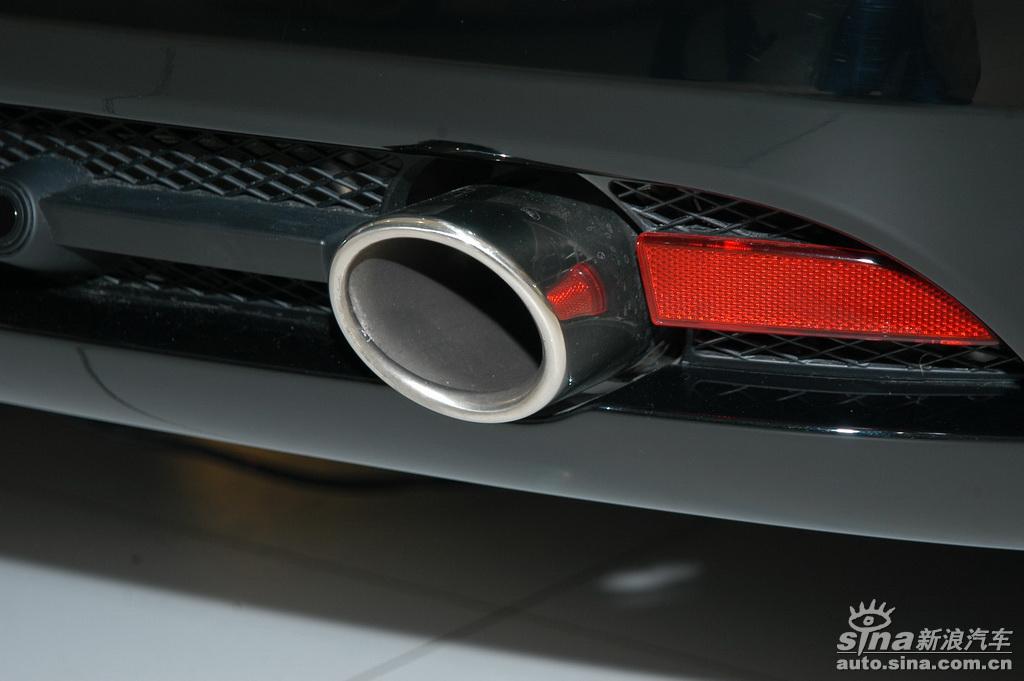 Aston Martin DB9 Vantage