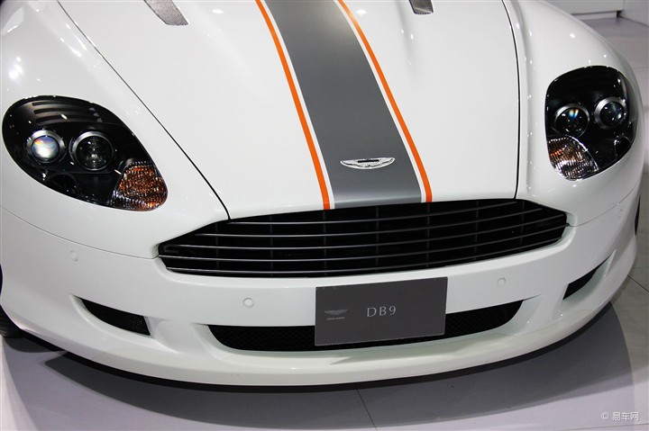 Aston Martin DB9 Vantage