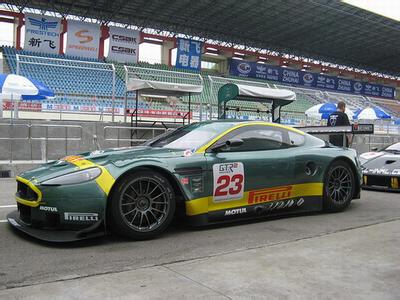 Aston Martin DBR9