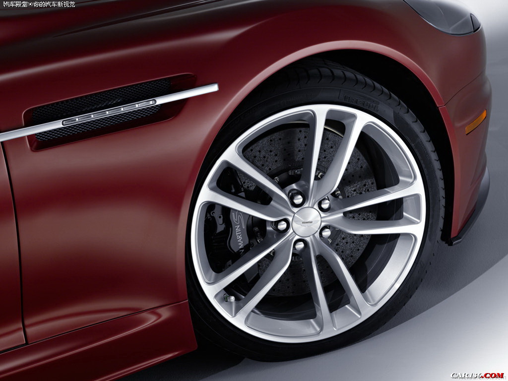 Aston Martin DBS Lightning Silver