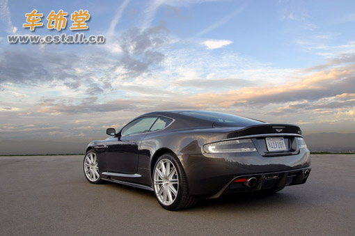 Aston Martin DBS Racing Green