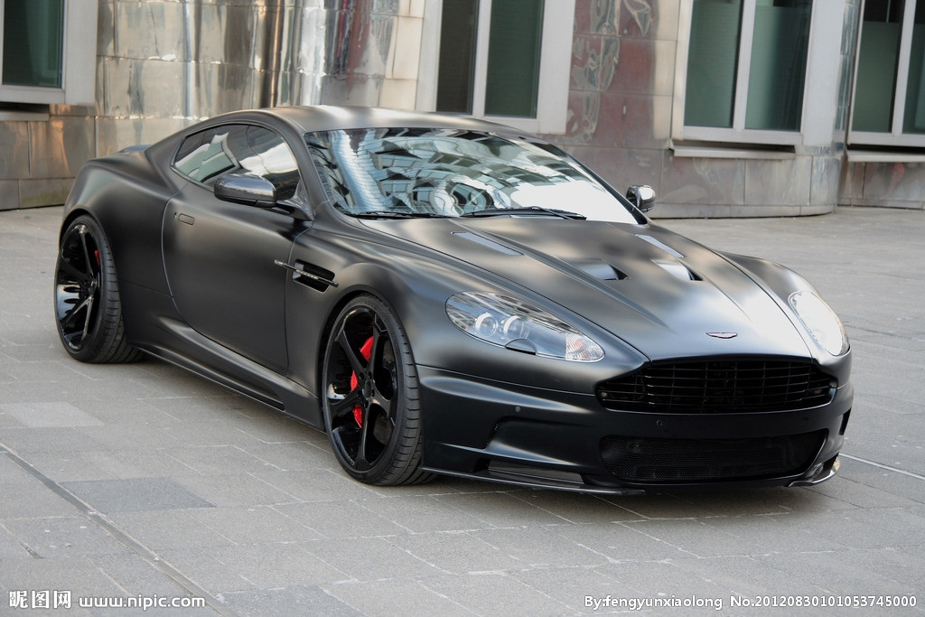 Aston Martin DBS V8