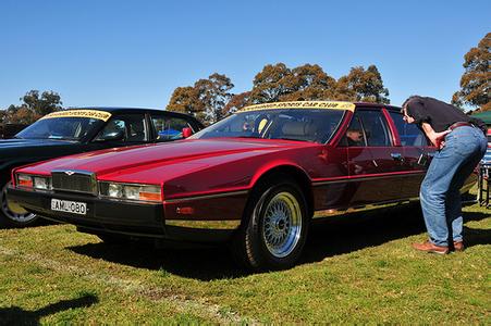 Aston Martin Lagonda