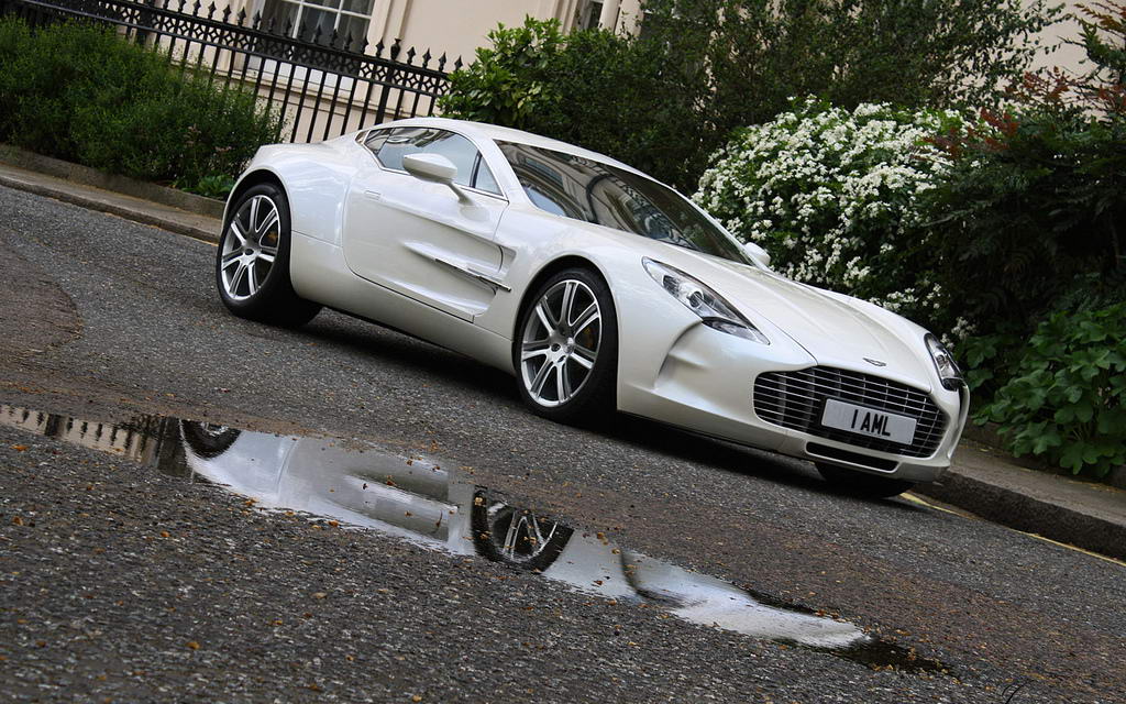 Aston Martin One 77