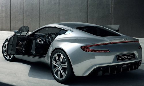 Aston Martin One-77 Dubai police