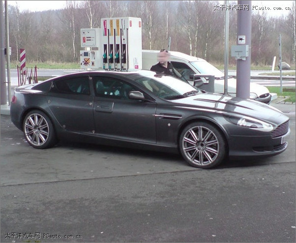 Aston Martin Rapide S
