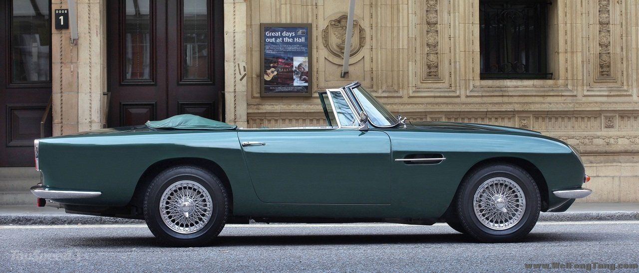 Aston Martin Short Chassis Volante