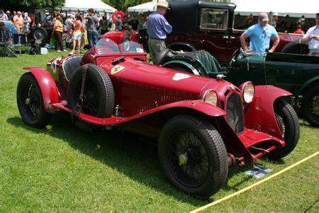 Aston Martin Short Chassis Volante