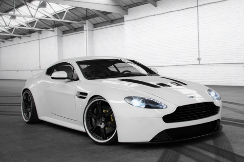 Aston Martin V12 Vantage