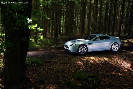 Aston Martin V12