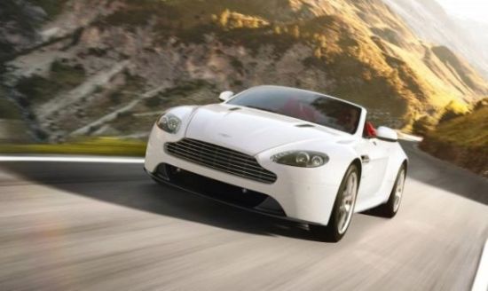 Aston Martin V8