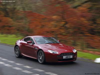 Aston Martin V8 Coupe