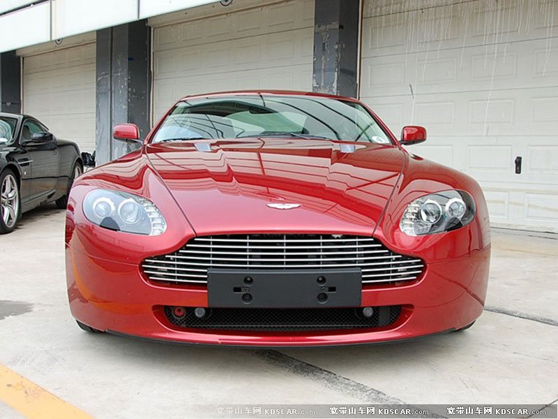 Aston Martin V8 Vantage S