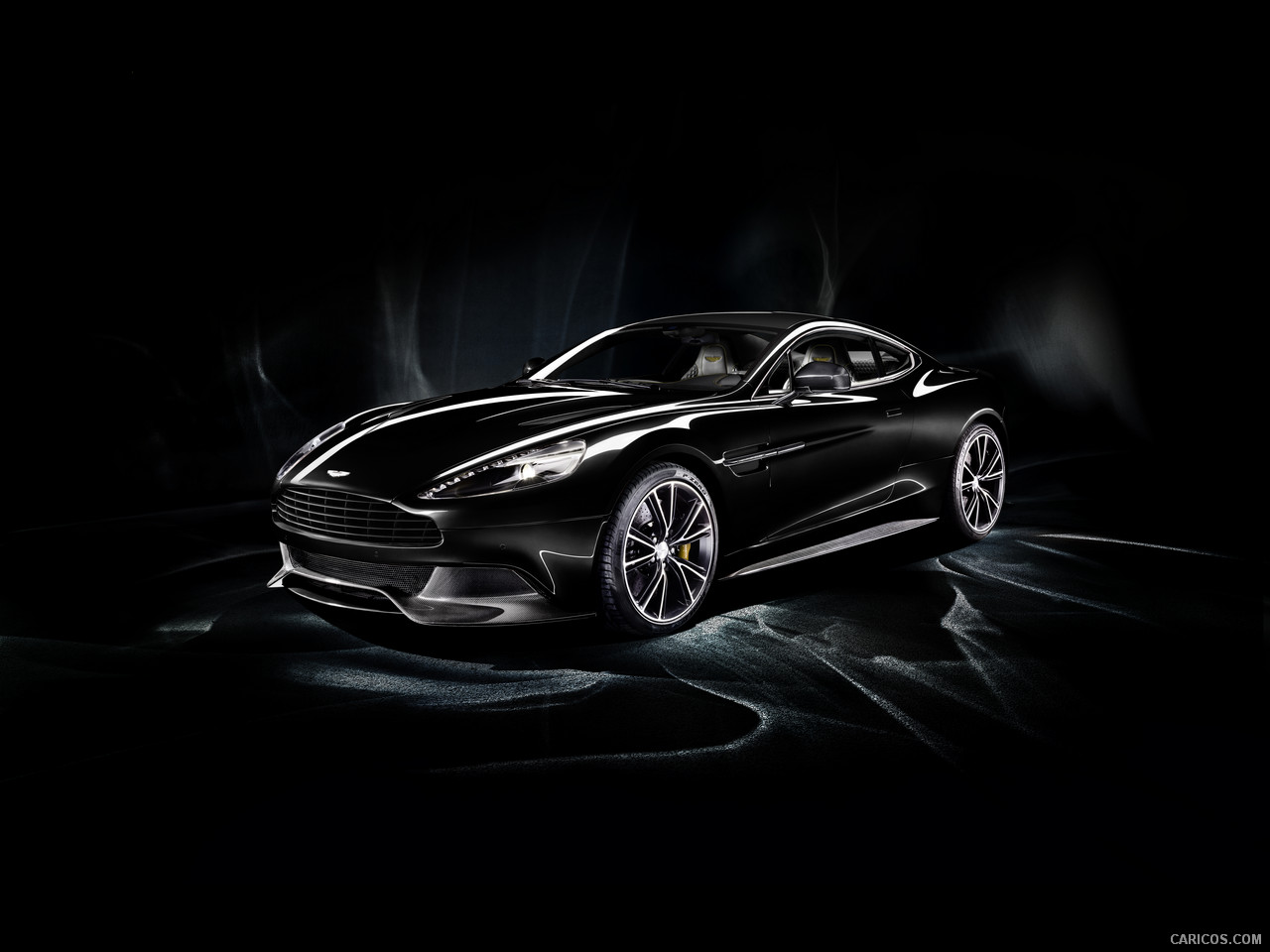 Aston Martin Vanquish Coupe