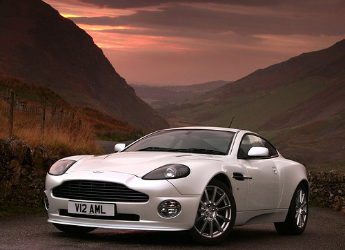 Aston Martin Vanquish GT