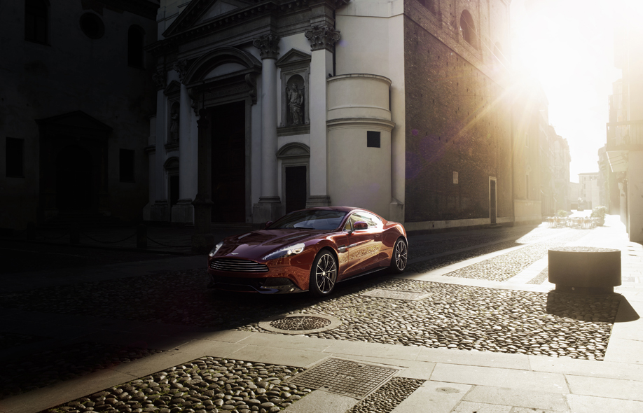 Aston Martin Vanquish Q