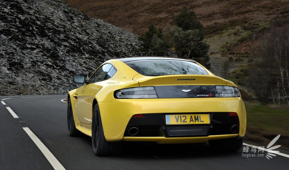 Aston Martin Vantage Convertible