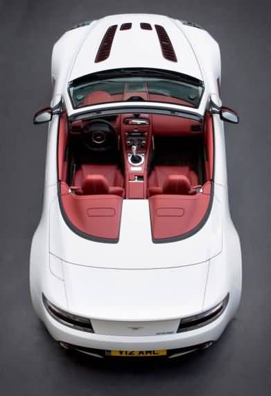 Aston Martin Vantage GT