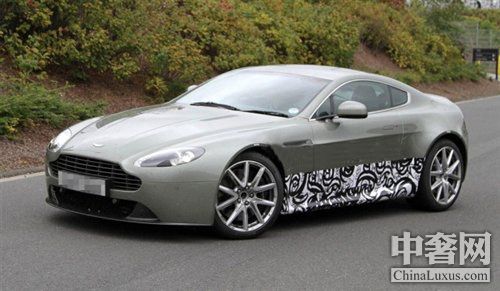 Aston Martin Vantage GT4