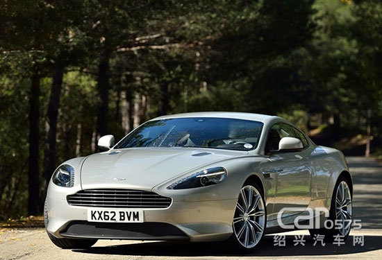 Aston Martin Vantage GT4