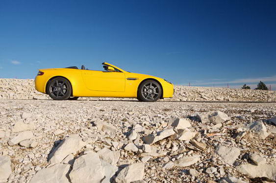 Aston Martin Vantage N430