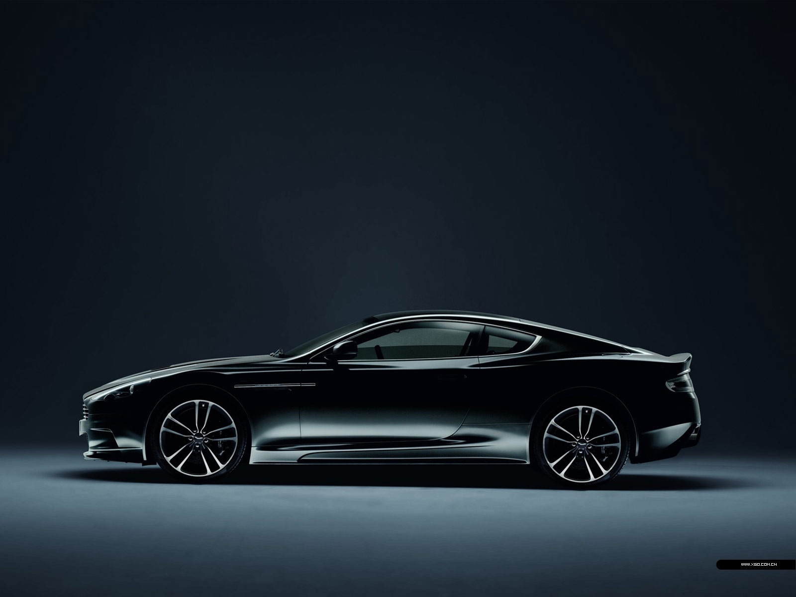Aston Martin Vantage S