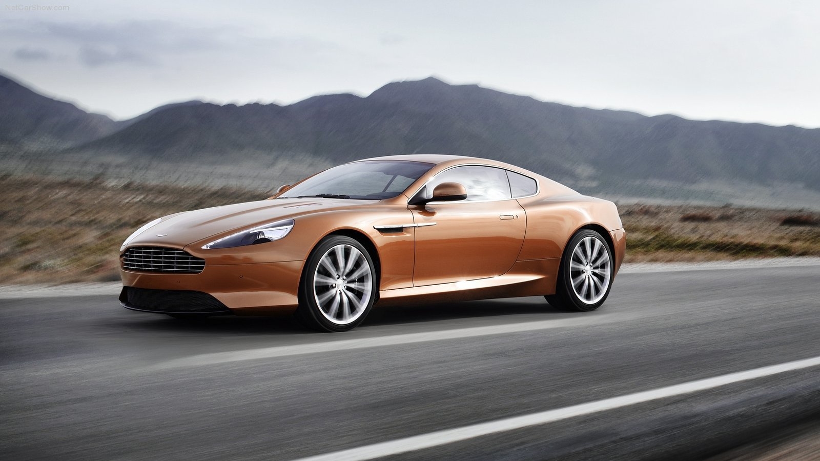 Aston Martin Virage Volante